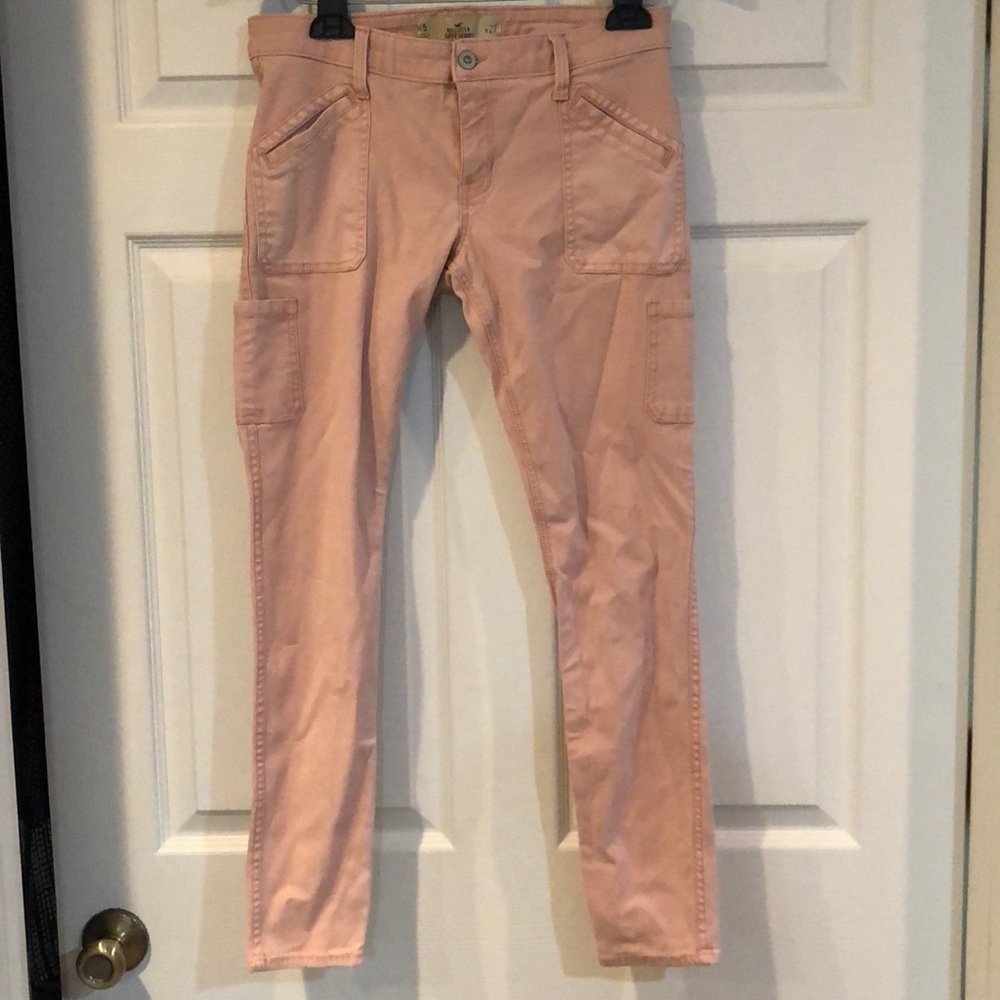 Hollister blush pink jeans with zippers at ankles
